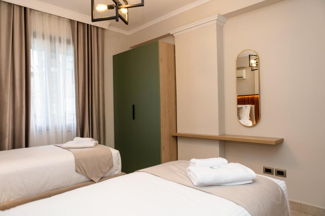 Spacious City Paradise - 3Br Apt In The Heart Of 티라나 외부 사진